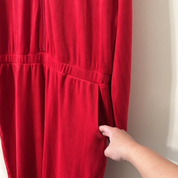 Juicy By Juicy Couture Red Velour Long Sleeve Jumpsuit Size XXL - Picture 9 of 12